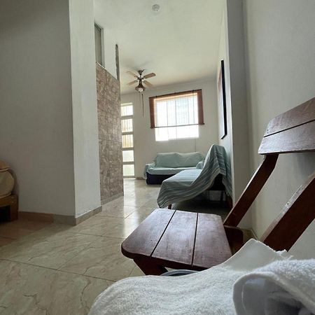 Olas Inn Asia Ngoại thất bức ảnh